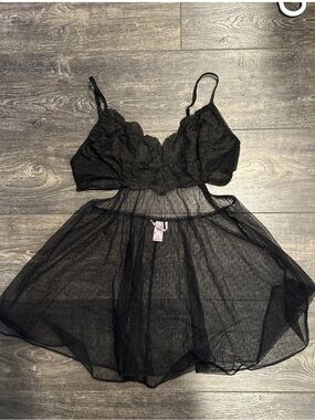 Victoria Secret mesh babydoll lingerie gown sheer black lace size large